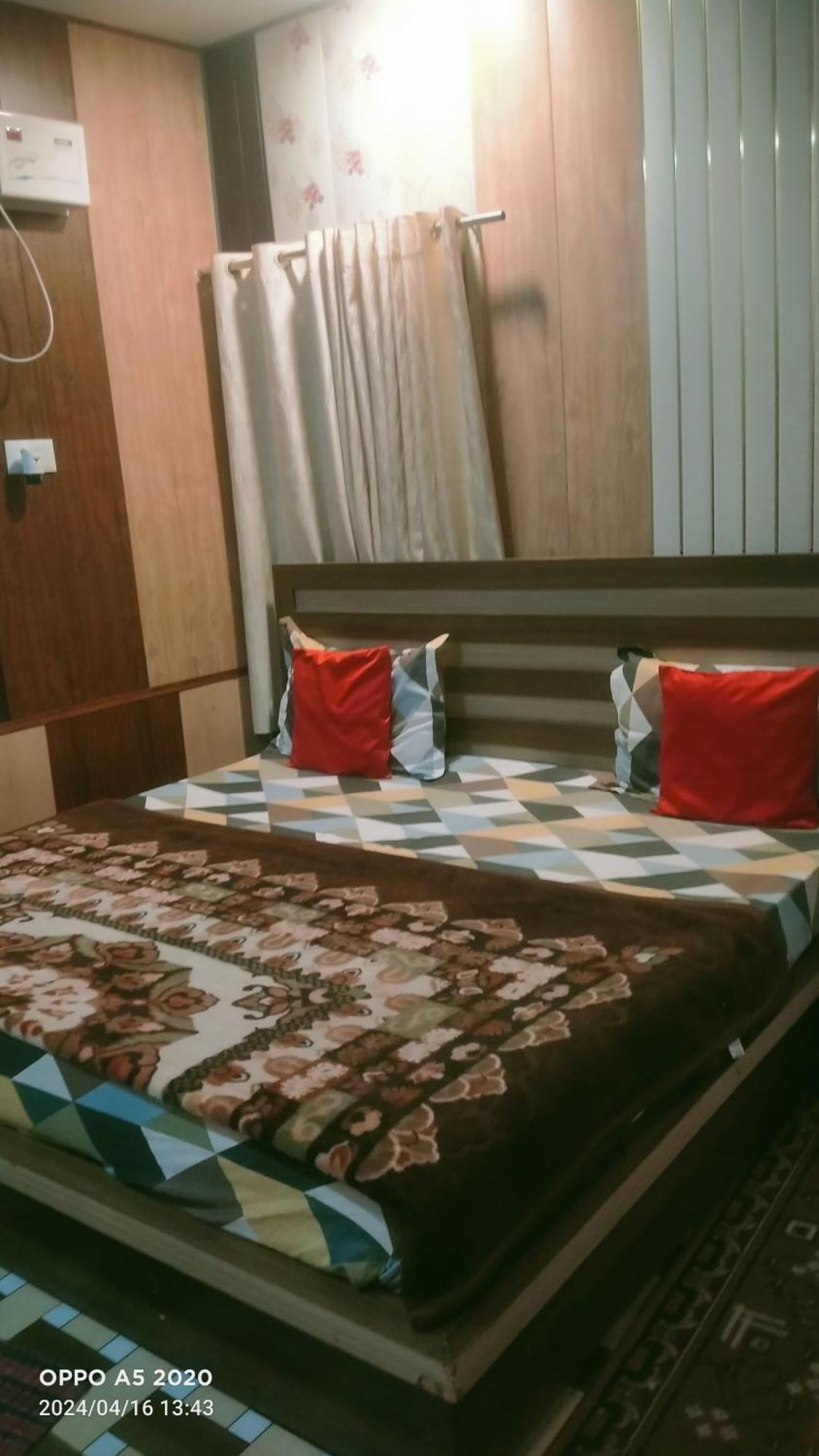 Shree Ram Guest House Near Ram Mandir Ayodhya Exterior foto